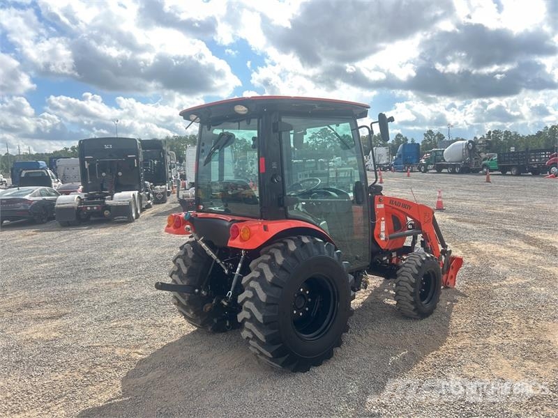 Bad Boy BB4035CHIL 4WD Utility Tractor Taajamatraktorit