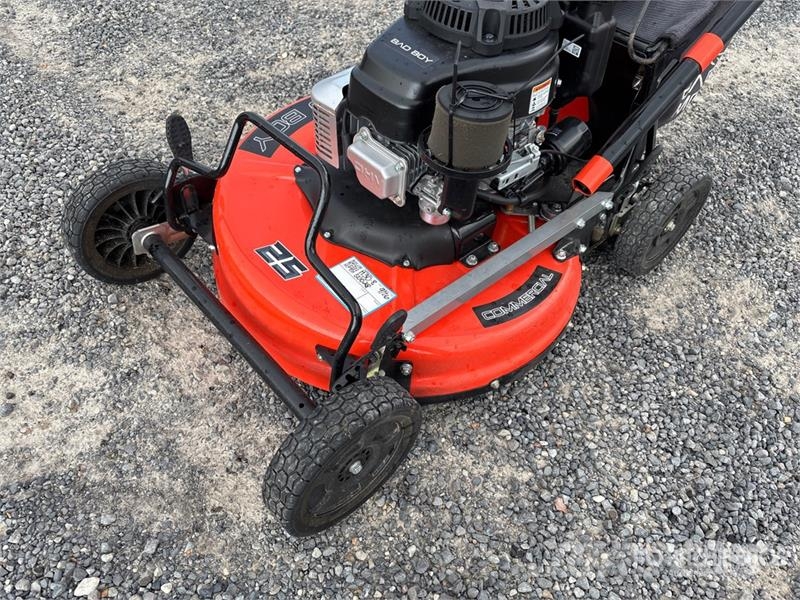 Bad Boy BBY25FJ180 Walk-Behind Lawn Mower Vrtni traktor kosilnice