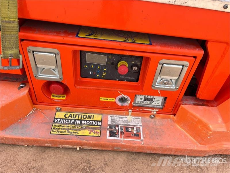Ballymore PS-140H-DRV-FGI Vertical Mast Lift 客货电梯