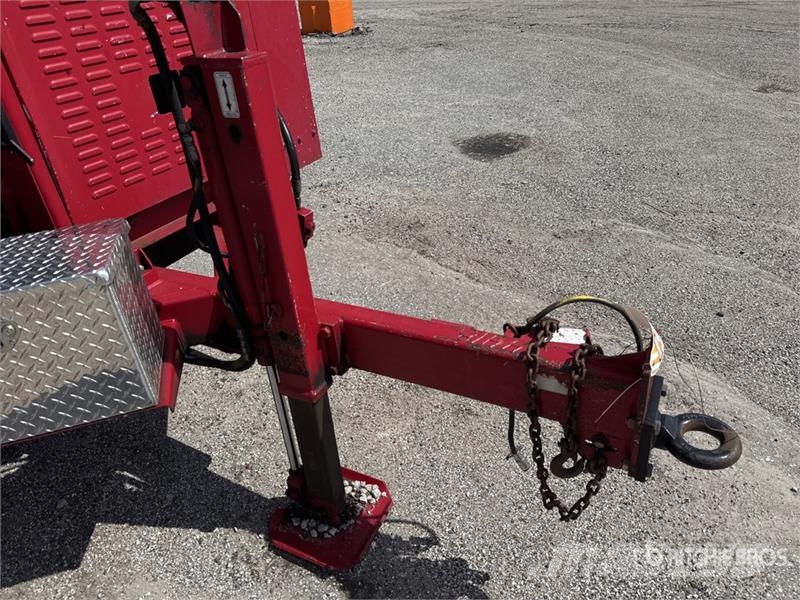 Bandit 1390 Tow Behind Wood Chipper Cippatrice