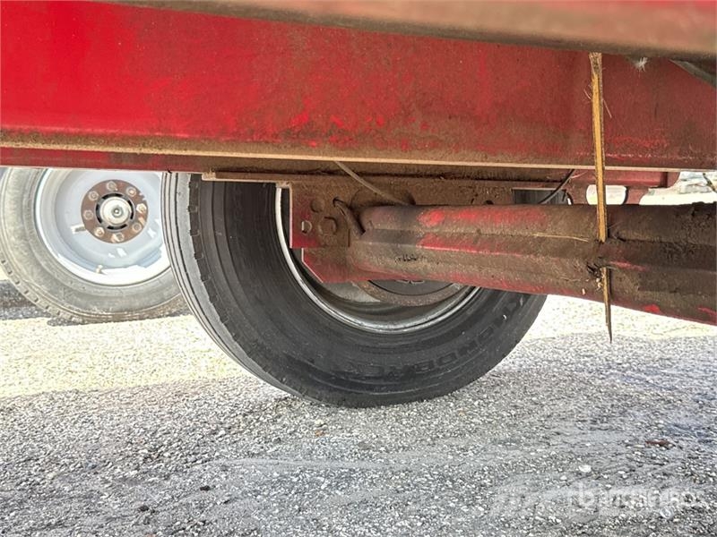 Bandit 1390 Tow Behind Wood Chipper Cippatrice