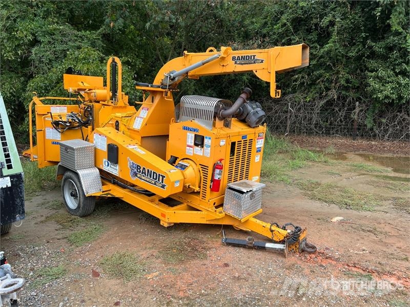 Bandit 18XP Tow-Behind Wood Chipper Дробилки за клони