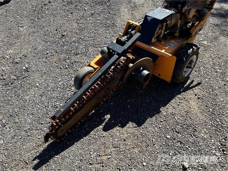 Barreto E924HM4SB Walk Behind Trencher Ketjukaivurit