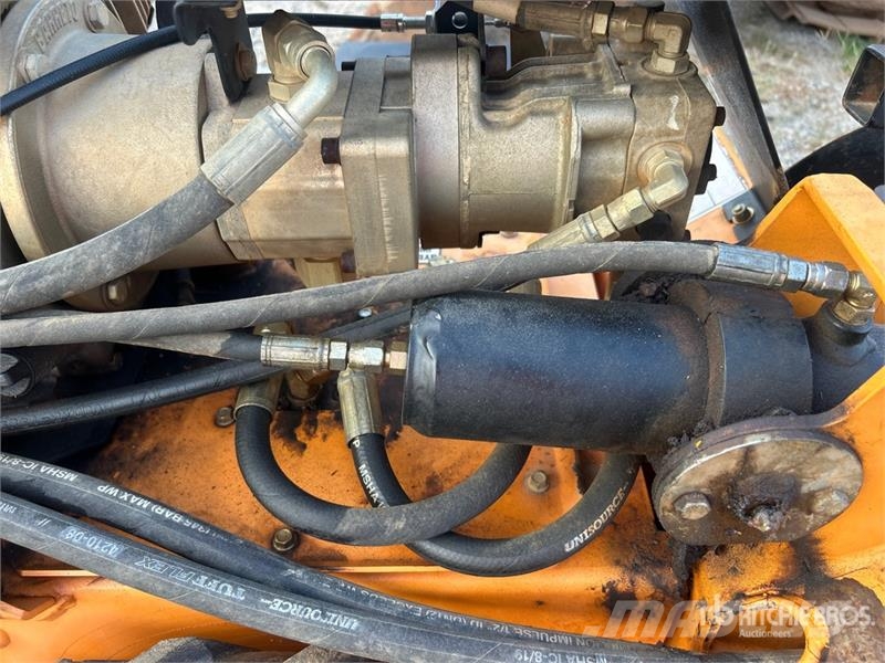Barreto E924HM4SB Walk Behind Trencher 掘溝機