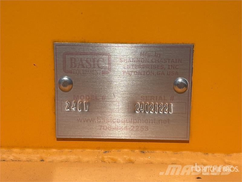 Basic equipment 240V Double Drum Roller 双轮压路机