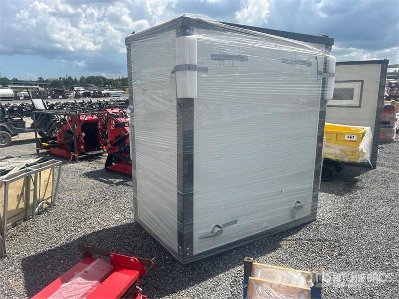 Bastone 110V 7 ft x 4 ft Double Portable Toilet (U Otros componentes