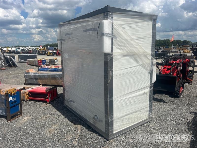 Bastone 110V 7 ft x 4 ft Double Portable Toilet (U Otros componentes