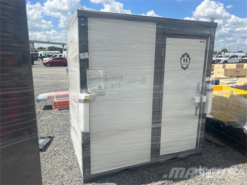 Bastone 110V 7 ft x 5 ft Type A1 Portable Toilet ( Otros componentes