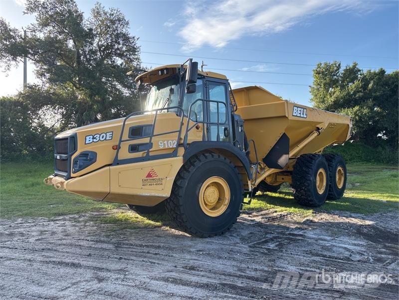 Bell B30E Articulated Dump Truck Dumper - Knickgelenk