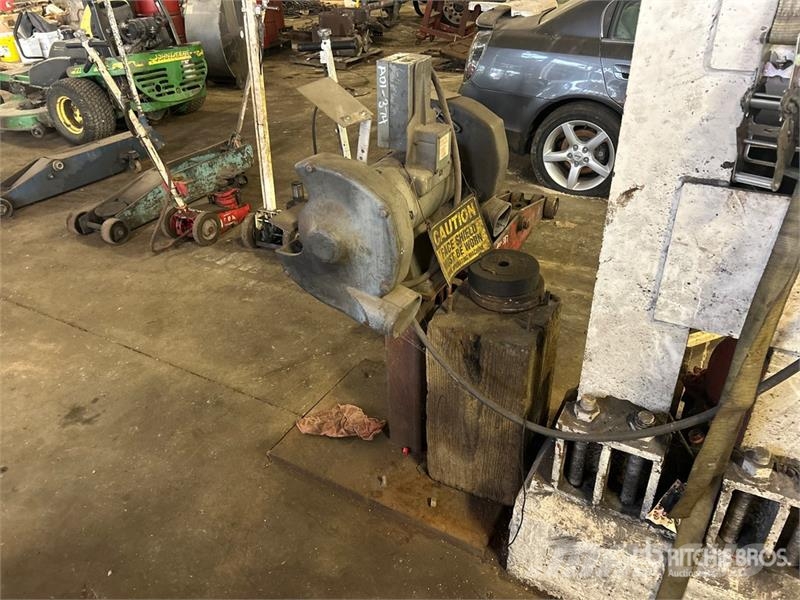 Bench Grinder Muu