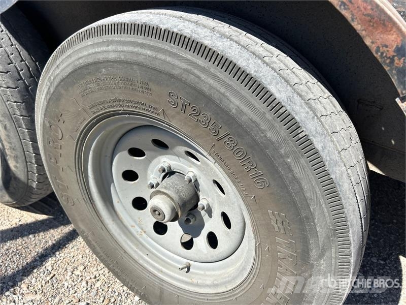 Big Tex 10PI-18 18 ft T/A Utility Trailer Citas piekabes