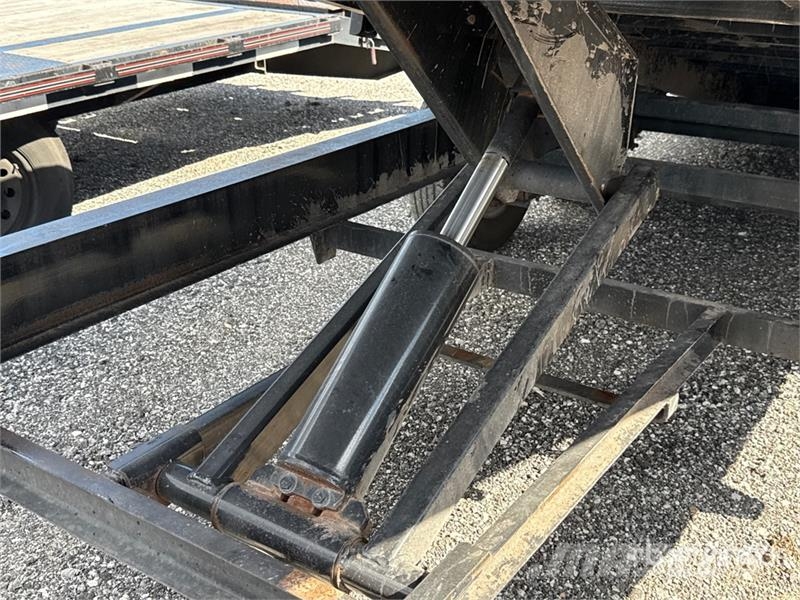 Big Tex 14OT-22BK Equipment Trailer Prikolice za prevoz vozil