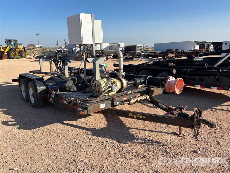 Big Tex 16 ft T/A Equipment Trailer Maschinetransporter