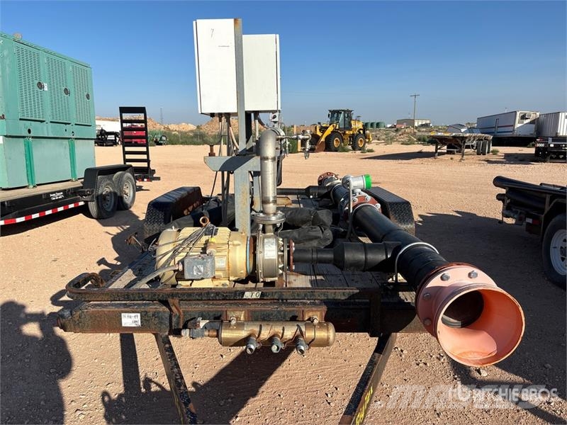 Big Tex 16 ft T/A Equipment Trailer Maschinetransporter
