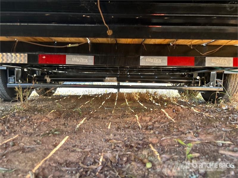 Big Tex 17 ft T/A Tilt Deck Trailer Низкорамные прицепы