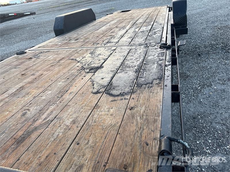 Big Tex 22 ft T/A Tilt Deck Trailer Tieflader