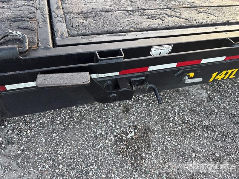 Big Tex 22 ft T/A Tilt Deck Trailer Tieflader