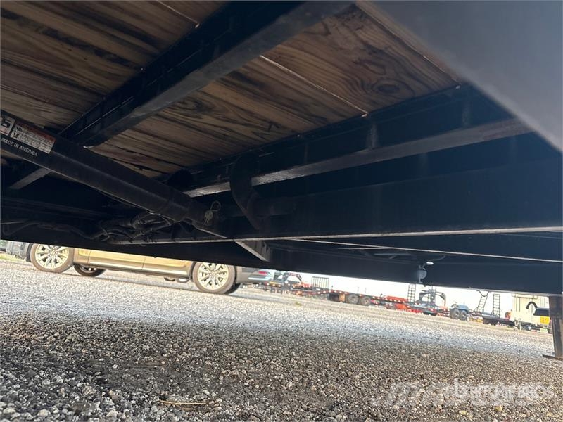 Big Tex 22 ft T/A Tilt Deck Trailer Tieflader