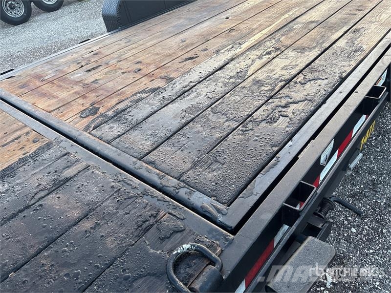Big Tex 22 ft T/A Tilt Deck Trailer Tieflader