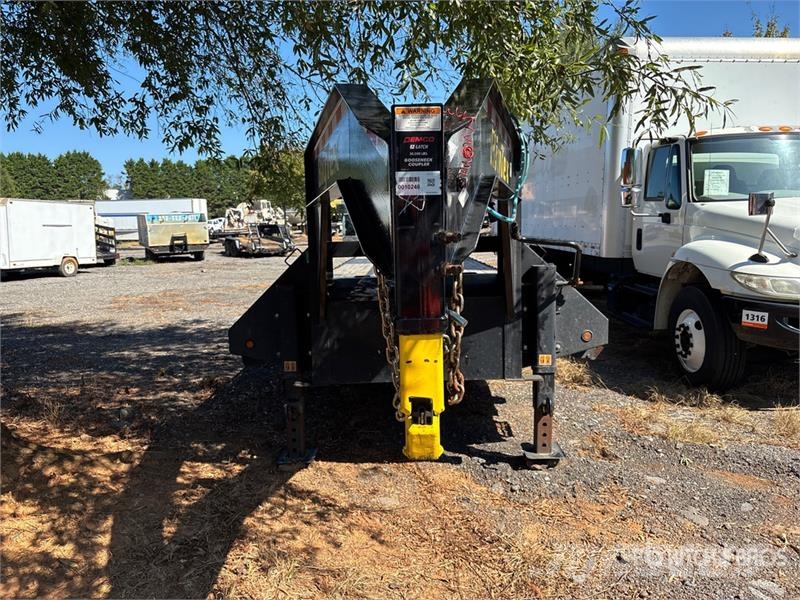 Big Tex 22GN-40SDA 40 ft T/A Gooseneck Equipment Trailer Car carrier
