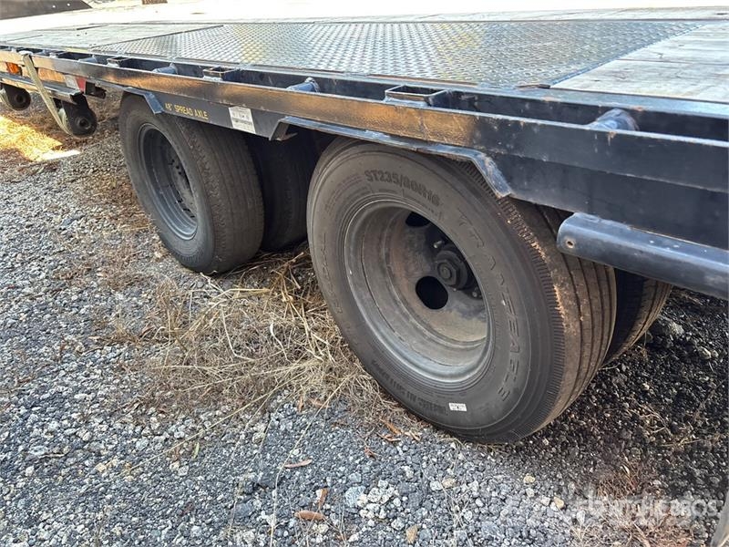 Big Tex 22GN-40SDA 40 ft T/A Gooseneck Equipment Trailer Car carrier