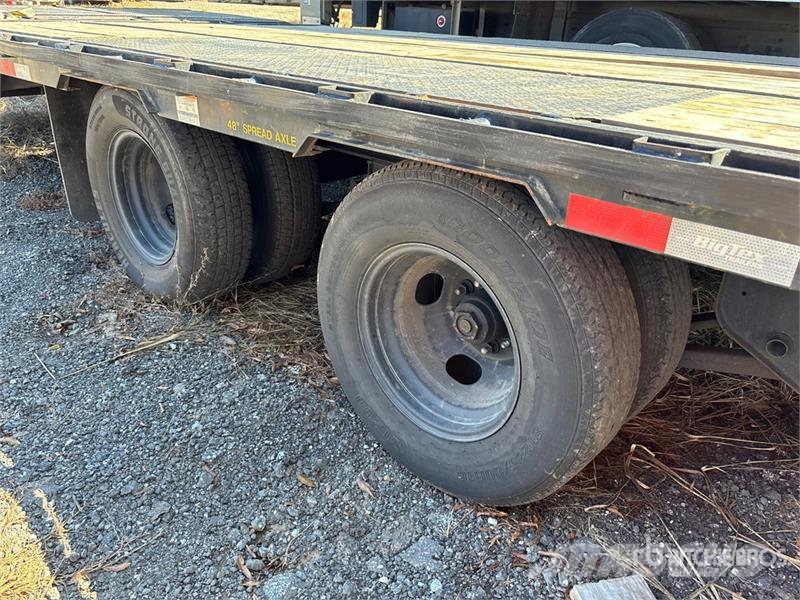 Big Tex 22GN-40SDA 40 ft T/A Gooseneck Equipment Trailer Car carrier