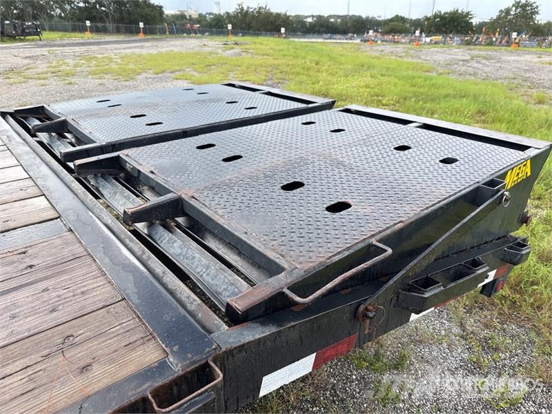 Big Tex 22GN25BK+5 T/A Gooseneck (2) Storage Ridgid RB48 E Járműszállító pótkocsik