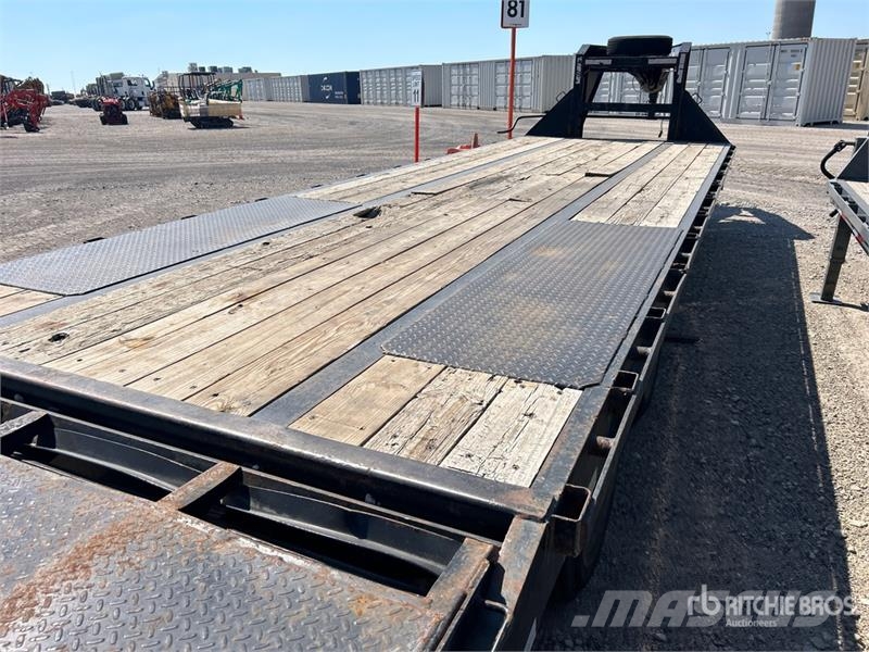 Big Tex 25GN125BK+5MR 31 ft T/A Gooseneck Equipment Traile Remolques para transporte de vehículos