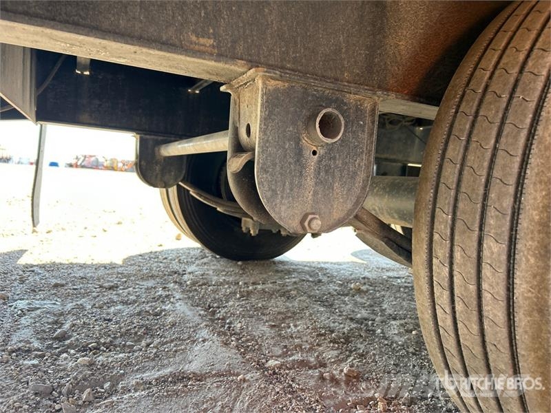 Big Tex 25GN125BK+5MR 31 ft T/A Gooseneck Equipment Traile Remolques para transporte de vehículos