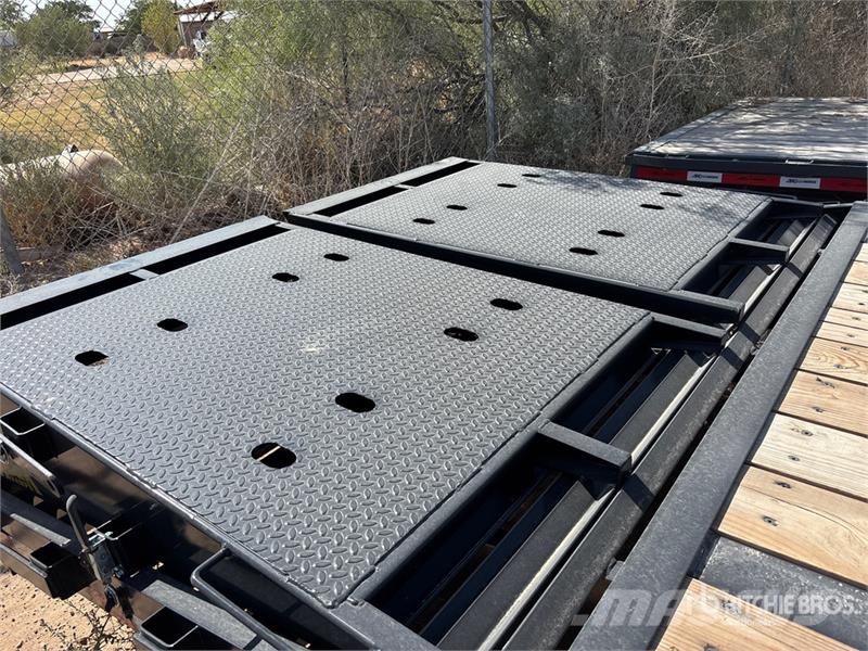 Big Tex 33G 34 ft T/A Gooseneck Flatbed Trailer Madelhaagised