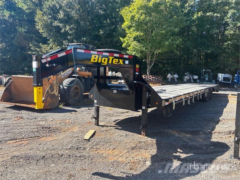 Big Tex 40 ft T/A Gooseneck Equipment Trailer Prívesy na prepravu automobilov