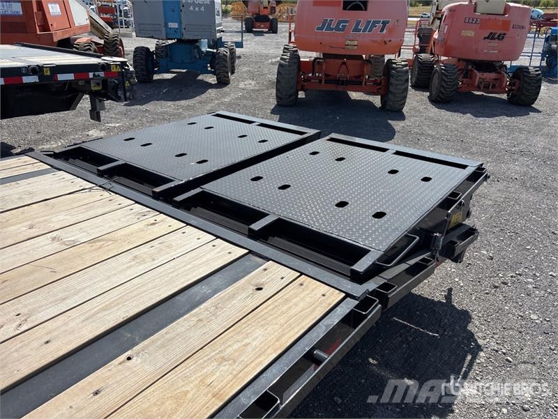 Big Tex 40 ft T/A Gooseneck Equipment Trailer Autonkuljetusperävaunut