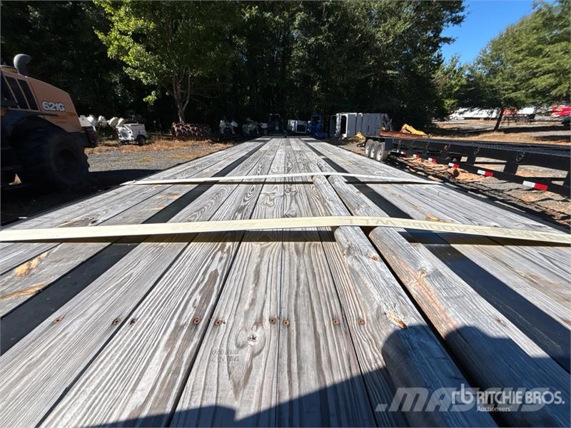 Big Tex 40 ft T/A Gooseneck Equipment Trailer Prívesy na prepravu automobilov