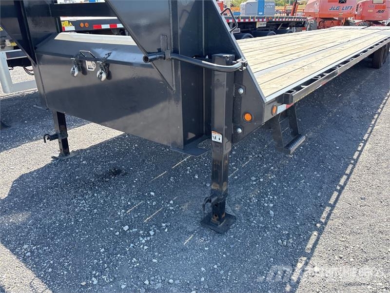 Big Tex 40 ft T/A Gooseneck Equipment Trailer Autonkuljetusperävaunut