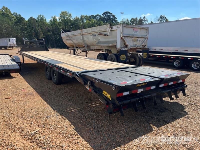 Big Tex 48 ft T/A Gooseneck Equipment Trailer Reboques de transporte Auto