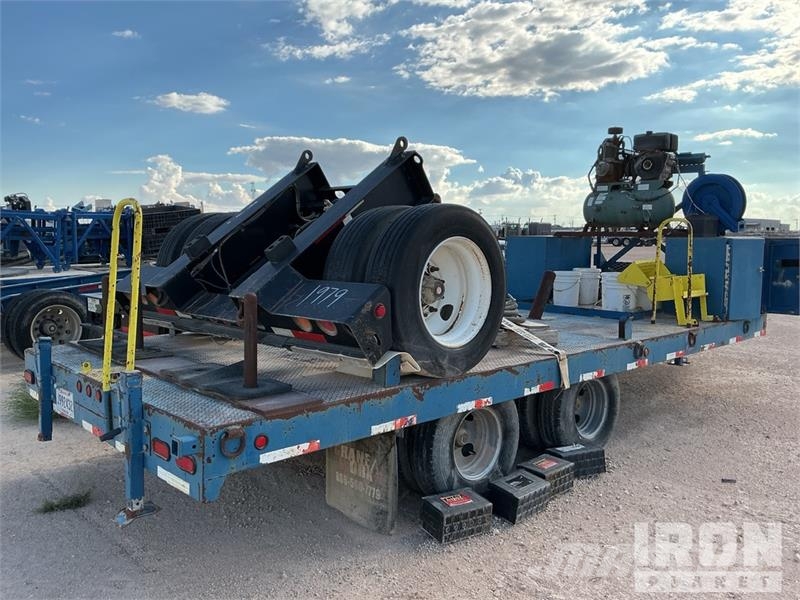 Big Tex TRAILERS 20 ft T/A 20 ft Equipment Trailer Прицепы-Автовозы
