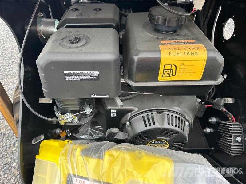  BisonTek BT310 Mini Compact Track Loader (Unused) Kompaktlaadurid