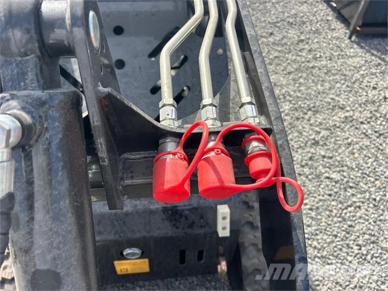 BisonTek BT310 Mini Compact Track Loader (Unused) Мини товарачи