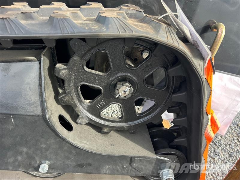  BisonTek BT310 Mini Compact Track Loader (Unused) Kompaktlader