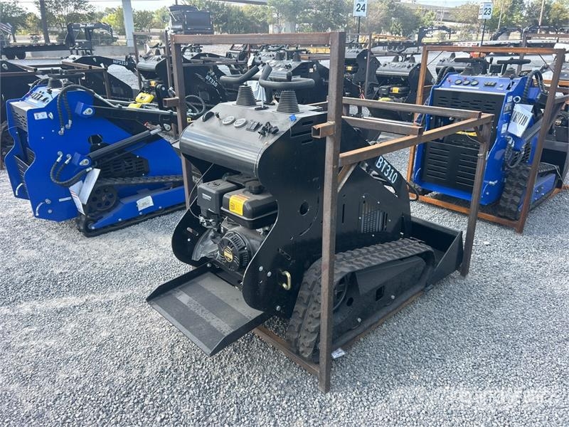 BisonTek BT310 Mini Compact Track Loader (Unused) Kompaktrakodók