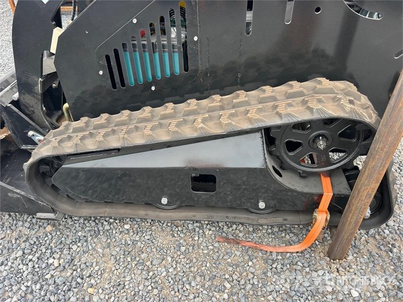  BisonTek BT310 Mini Compact Track Loader (Unused) Kompaktlaadurid