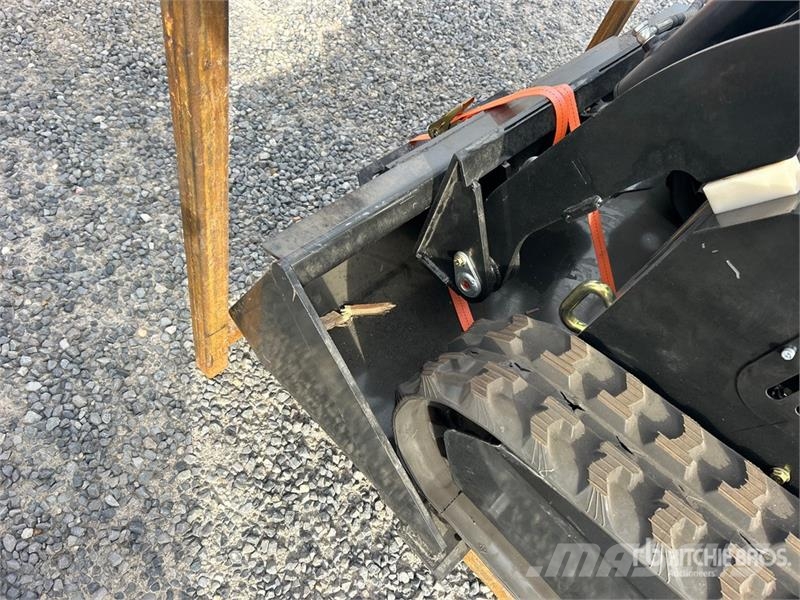  BisonTek BT310 Mini Compact Track Loader (Unused) Kompaktlader