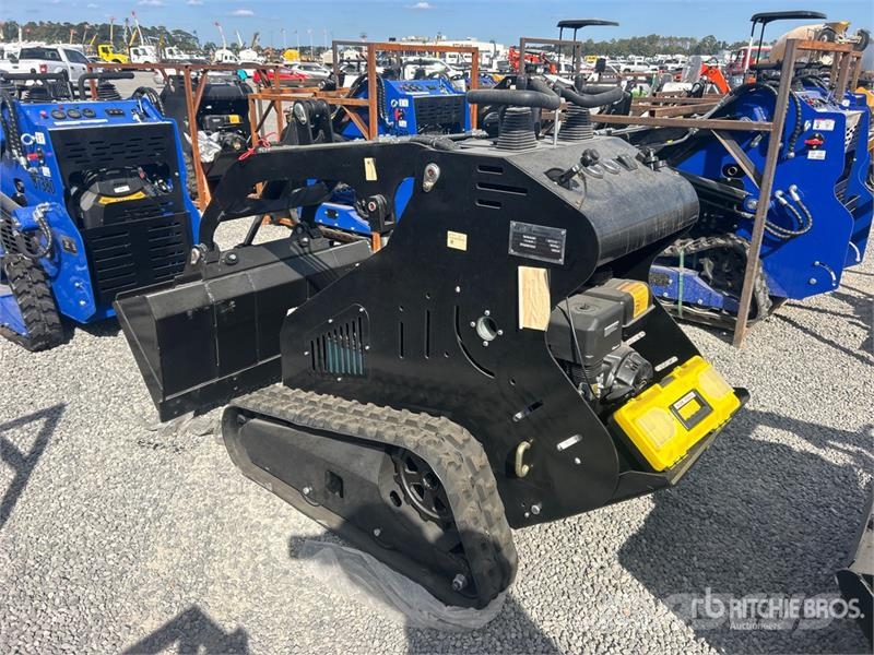  BisonTek BT310 Mini Compact Track Loader (Unused) لوادر انزلاقية التوجيه
