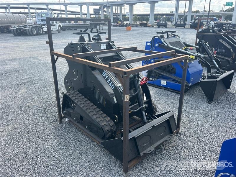 BisonTek BT310 Mini Compact Track Loader (Unused) Kompaktrakodók