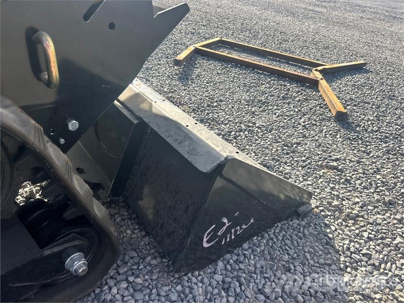  BisonTek BT310 Mini Compact Track Loader (Unused) Kompaktlaadurid