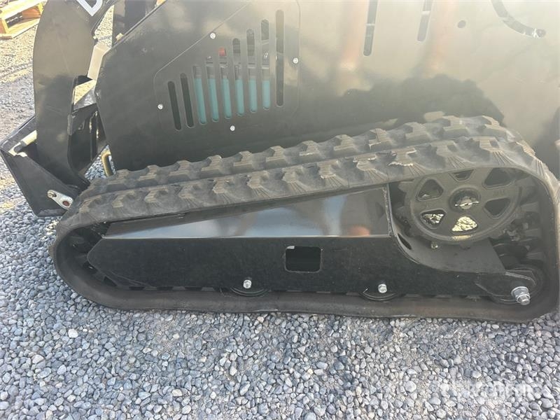  BisonTek BT310 Mini Compact Track Loader (Unused) Kompaktlaadurid