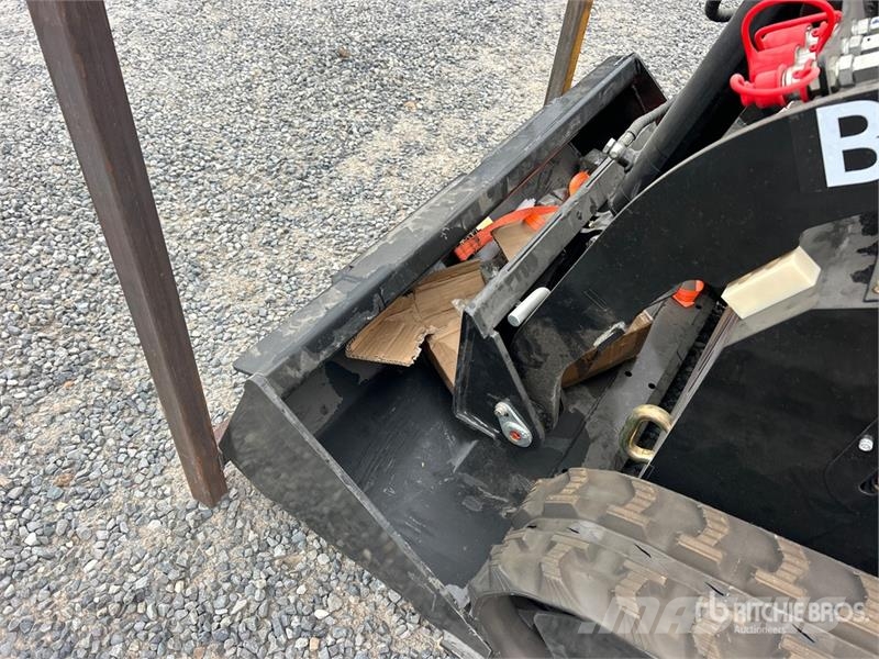  BisonTek BT310 Mini Compact Track Loader (Unused) Kompaktlaadurid