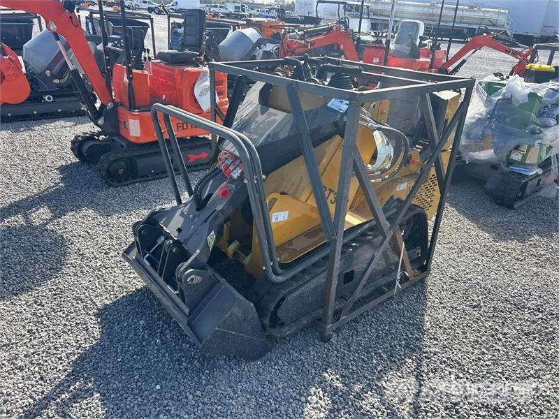 BisonTek BT360 Mini Compact Track Loader (Unused) Мини товарачи