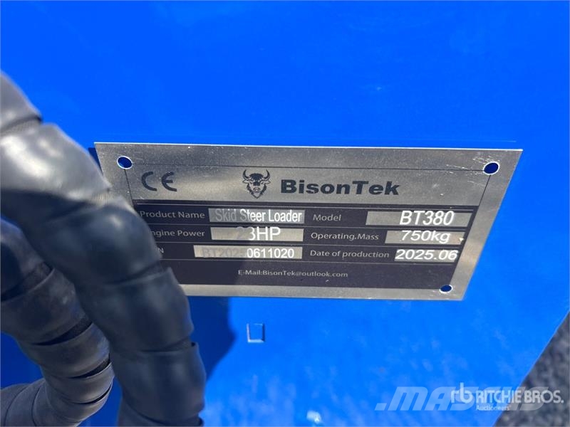 BisonTek BT380 Mini Compact Track Loader (Unused) Kompaktrakodók