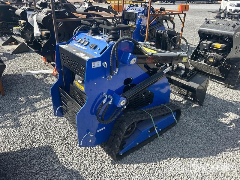 BisonTek BT380 Mini Compact Track Loader (Unused) Kompaktrakodók